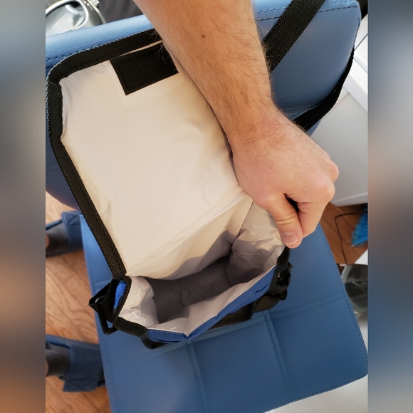 CAR-T branded Lunch bag - Picture 5 of 7